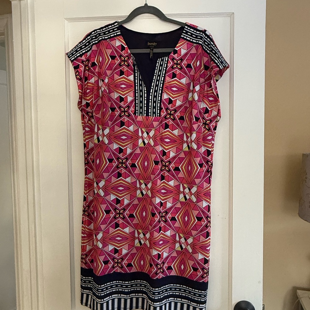 Laundry by Design Pink and Black Geometric Dress